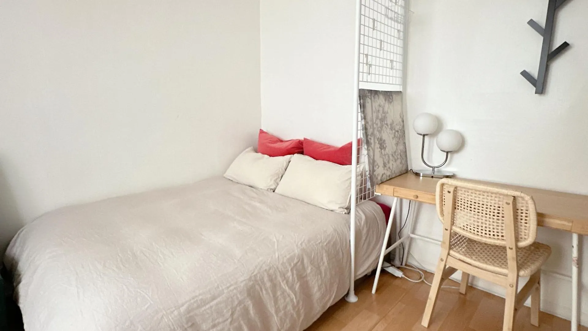 Sparrow House سيول بيت ضيافة