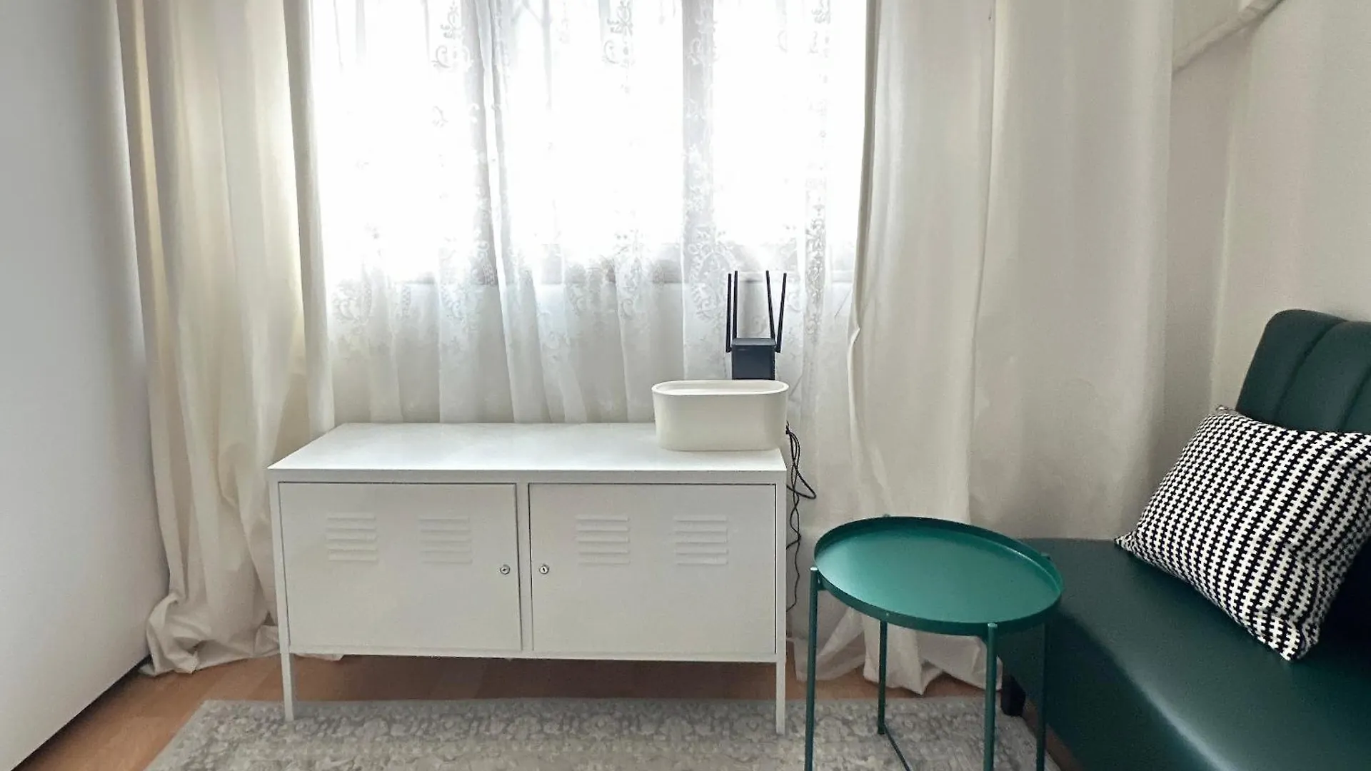 Sparrow House سيول بيت ضيافة