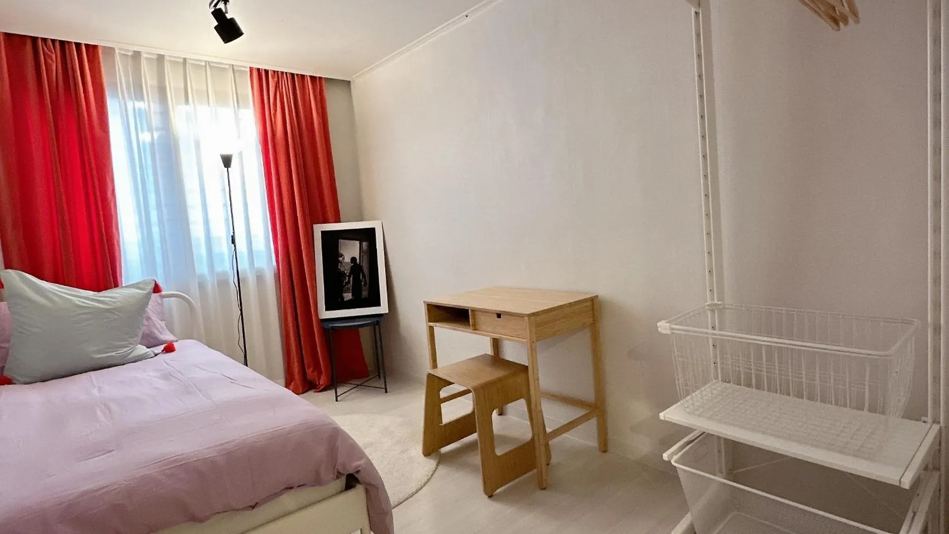 Sparrow House Seul 0*,  Güney Kore